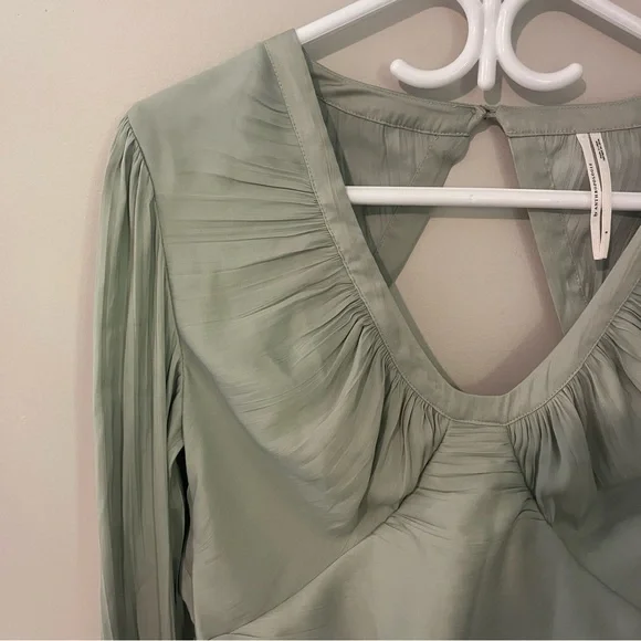 Anthropologie‎ Blouson-Sleeve Blouse In Mint Green Size Small - Picture 6 of 7
